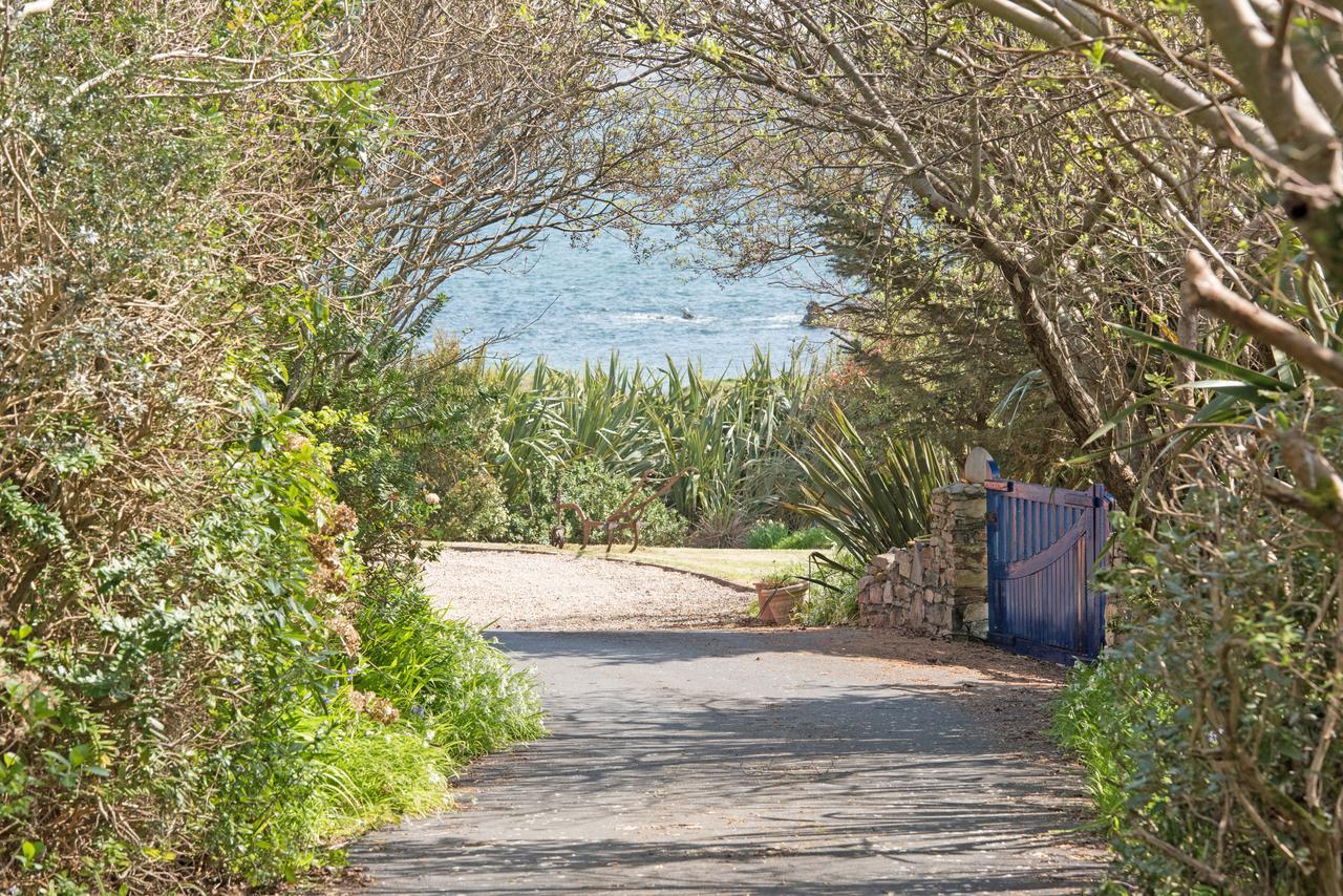 Dolphin Beach House Hotel Clifden Esterno foto