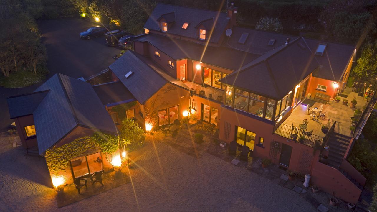 Dolphin Beach House Hotel Clifden Esterno foto