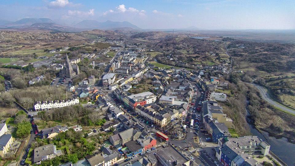 Dolphin Beach House Hotel Clifden Esterno foto