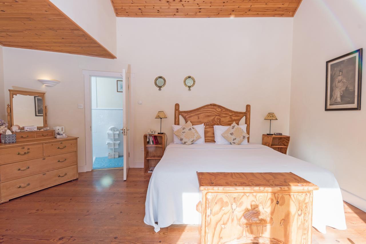 Dolphin Beach House Hotel Clifden Esterno foto