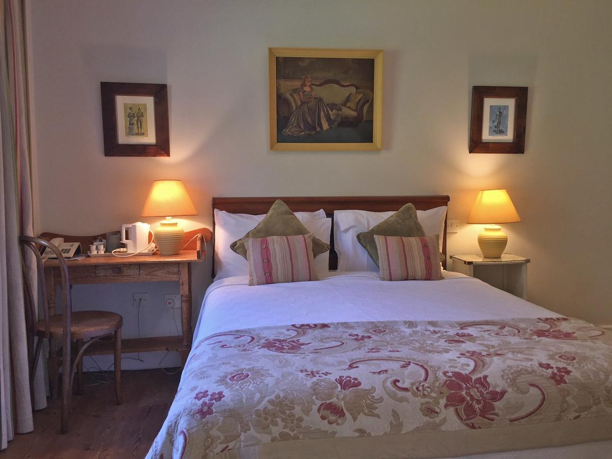 Dolphin Beach House Hotel Clifden Esterno foto